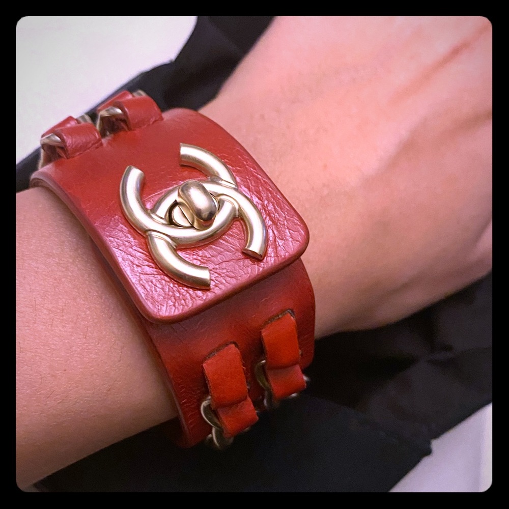CHANEL red leather cuff bracelet w/hardware NEW M